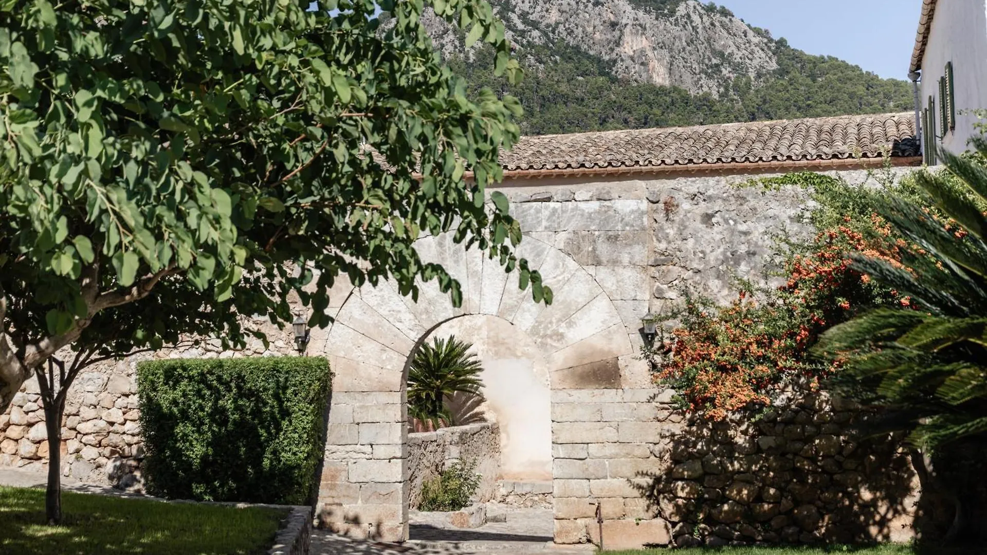 *****  Ca'N Beneit Hotel Binibona Spain