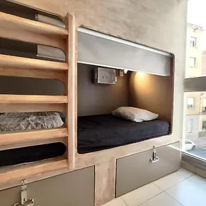 https://hostel-one-sants.topbarcelonahotels.com